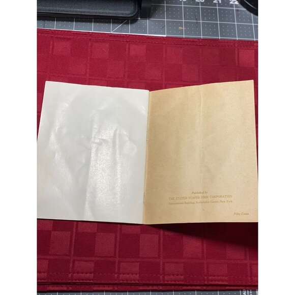 The Higbee Company 400 Years in the History of Watchmaking 1525 - 1925 - Picture 4 of 5